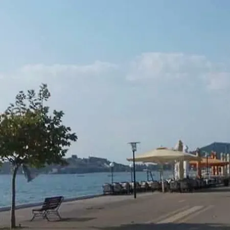 아파트 Elegant Near The Néa Péramos