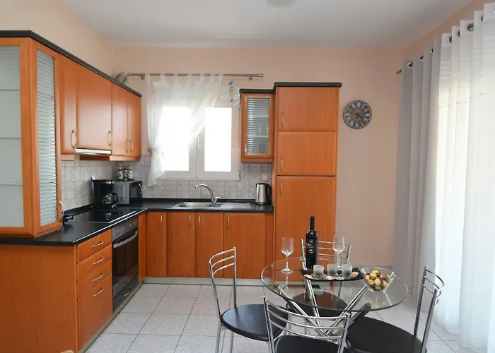 Elegant Near The Апартаменты